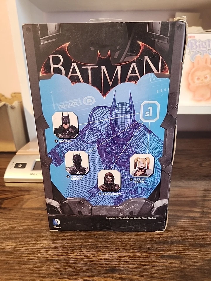 Figura de acción Batman Arkham Knight, Batman #1, DC Collectibles NUEVO/SELLADO Foto 2 de 4