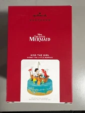 Hallmark Ornament 2021 Disney The Little Mermaid Kiss The Girl Motion Sound NEW