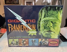 Moebius Universal Monsters Gigantic Frankenstein Model Kit 2008 Exclusive