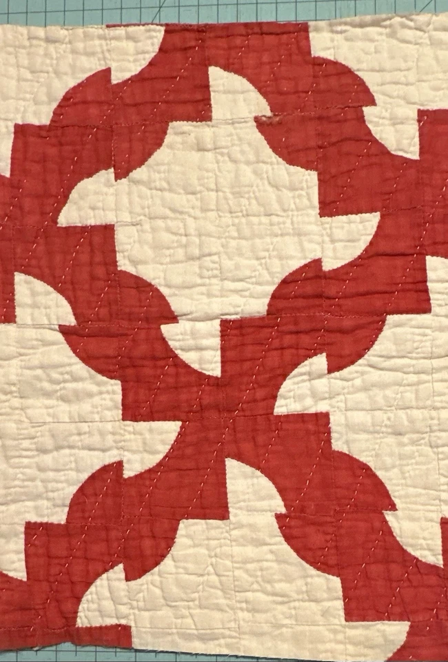 Vintage Cutter Quilt Piece Drunkards Path 16” x 20” Red And Beige #3 - Image 4 of 4