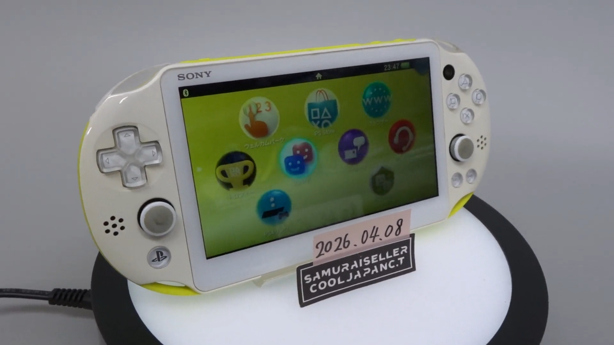 Nintendo Switch PlayStation Vita PCH2000 Sony Playstation PS Vita Lime Green White PCH-2000 ZA13 Console