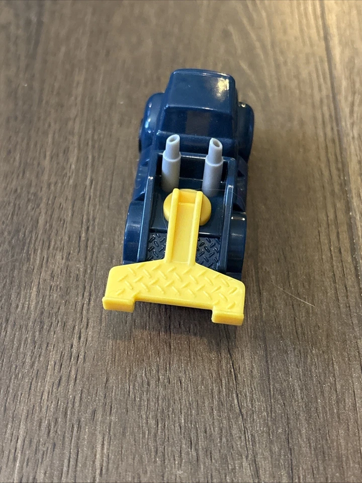 Camión de remolque Hot Wheels vintage McDonald’s azul amarillo 1994 Foto 4 de 4