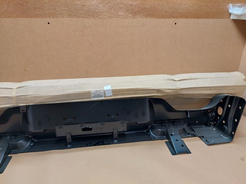 Mitsubishi L200 Karosserie Bodenabschluss Schweller hinten ab 2015 6710A447 Original NEU - Bild 12 von 13