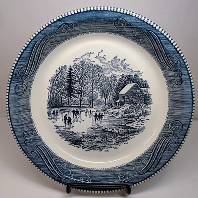 Currier & Ives 10'' Pie Plate Royal Chína by Jeannette Blue Early Winter Skating