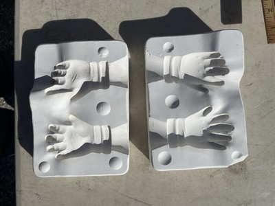 1987 IMSCO Elke s 4 Month Old Baby Hands Ceramic Mold 100710 Slip Cast