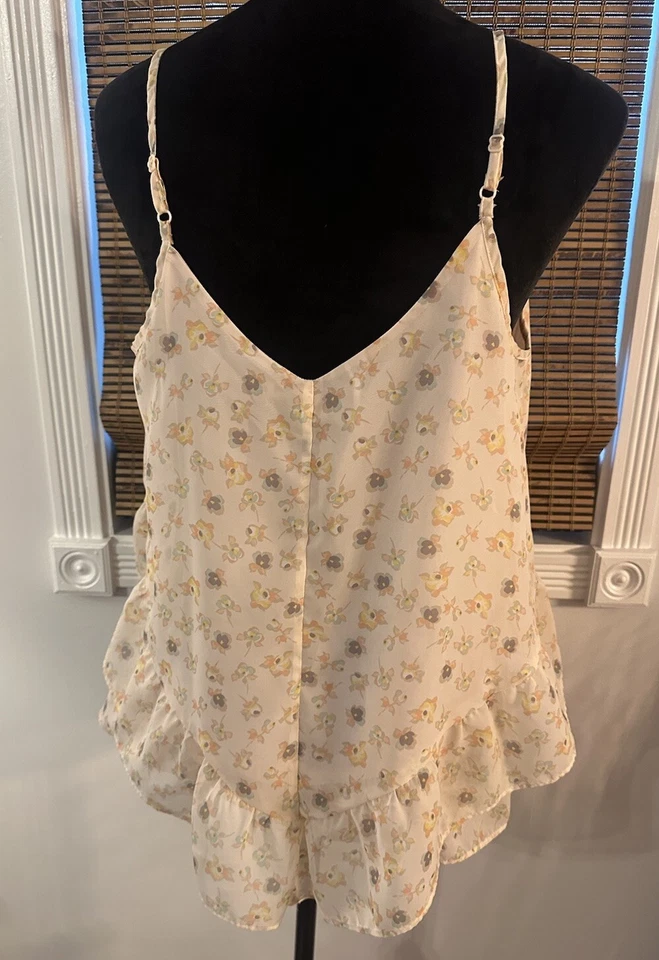 Lauren Conrad Layered Ruffle Floral Thin Straps Camisole Shirt Women’s Large - Image 3 of 4