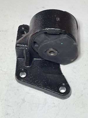 Automatic Transmission Mount 21830-3F000 for 2004-2006 Kia Amanti