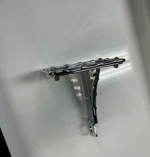 Indian Scout Remaches de latón cromado Montaje lateral Placa de matrícula y LED Carl Brouhard Foto 3 de 4