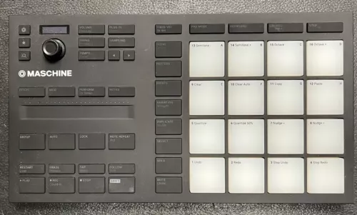 NATIVE INSTRUMENTS MASCHINE MIKRO MK3 DRUM CONTROLLER (PD6011045)