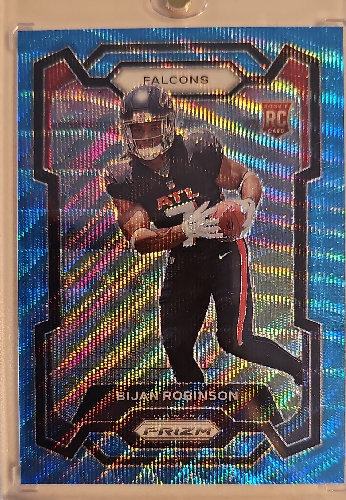 2023 Panini Prizm - Rookies Bijan Robinson #305 Blue Wave Prizm /199 (RC)
