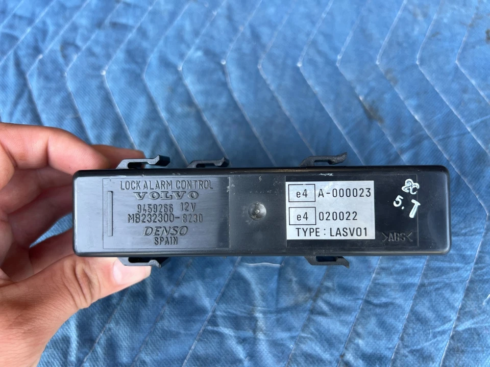 Módulo de unidad de control de alarma de bloqueo Volvo S70 V70 XC 1998-2000 9459266 OEM #3045EM Foto 2 de 4