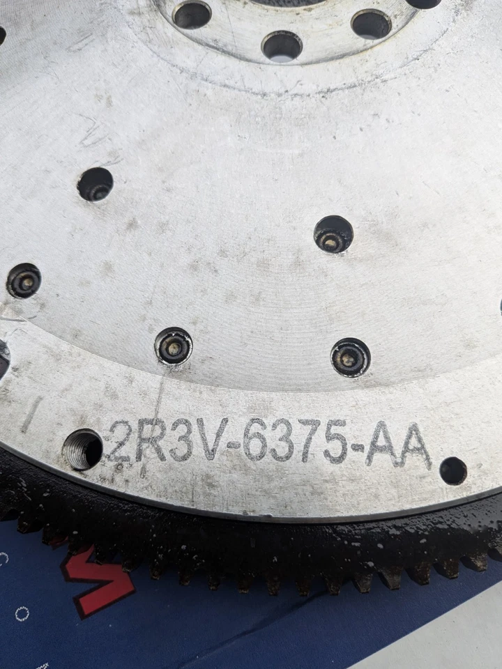 Volante de aluminio genuino Ford Mustang SVT COBRA T56 2003-2004 OEM 2R3V-6375AA Foto 2 de 4