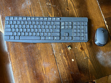Wireless Logitech RF Keyboard and Mouse Black K235 Used Tested Working