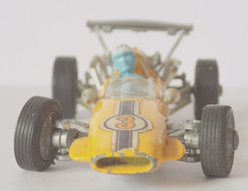 Corgi Toys No.159 Cooper Maserati Formula 1 Racing Car with Steering (1967) - Picture 3 of 12