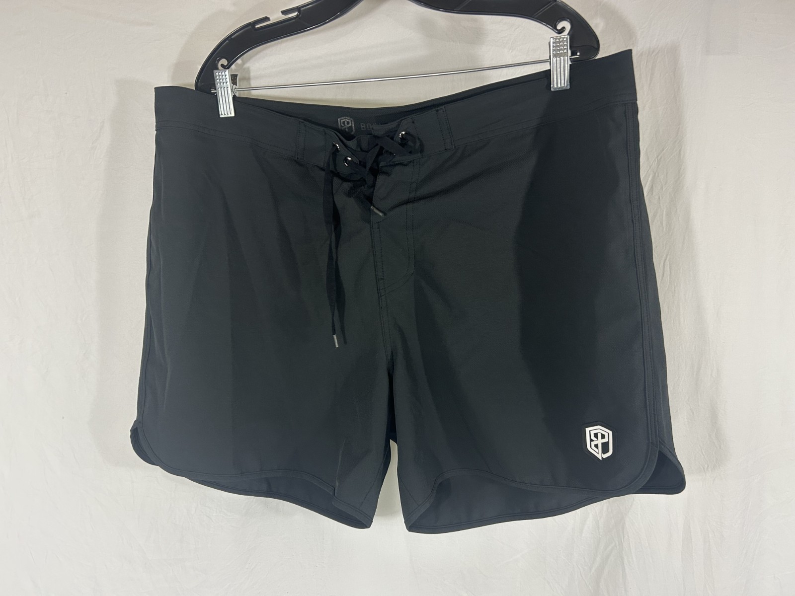 Born Primitive 5” Versatile Stretch Tech Shorts M… - image 1