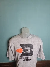 Buffalo Braves NBA Basketball Nostalgic Retro T-shirt Tee Men's Size XL Gray 