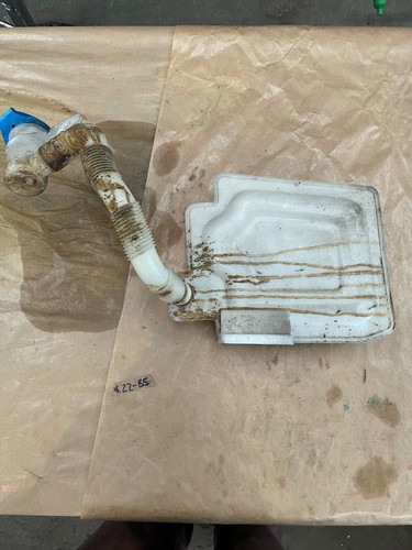 *22 L22 299 VW Eos Wischwasserbehälter Behälter mit Pumpe 1K0 955 453 Q