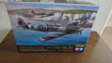TAMIYA DELUXE 1/32 PLASTIC MODEL KIT SUPERMARINE SPITFIRE NO. #60319 NIB