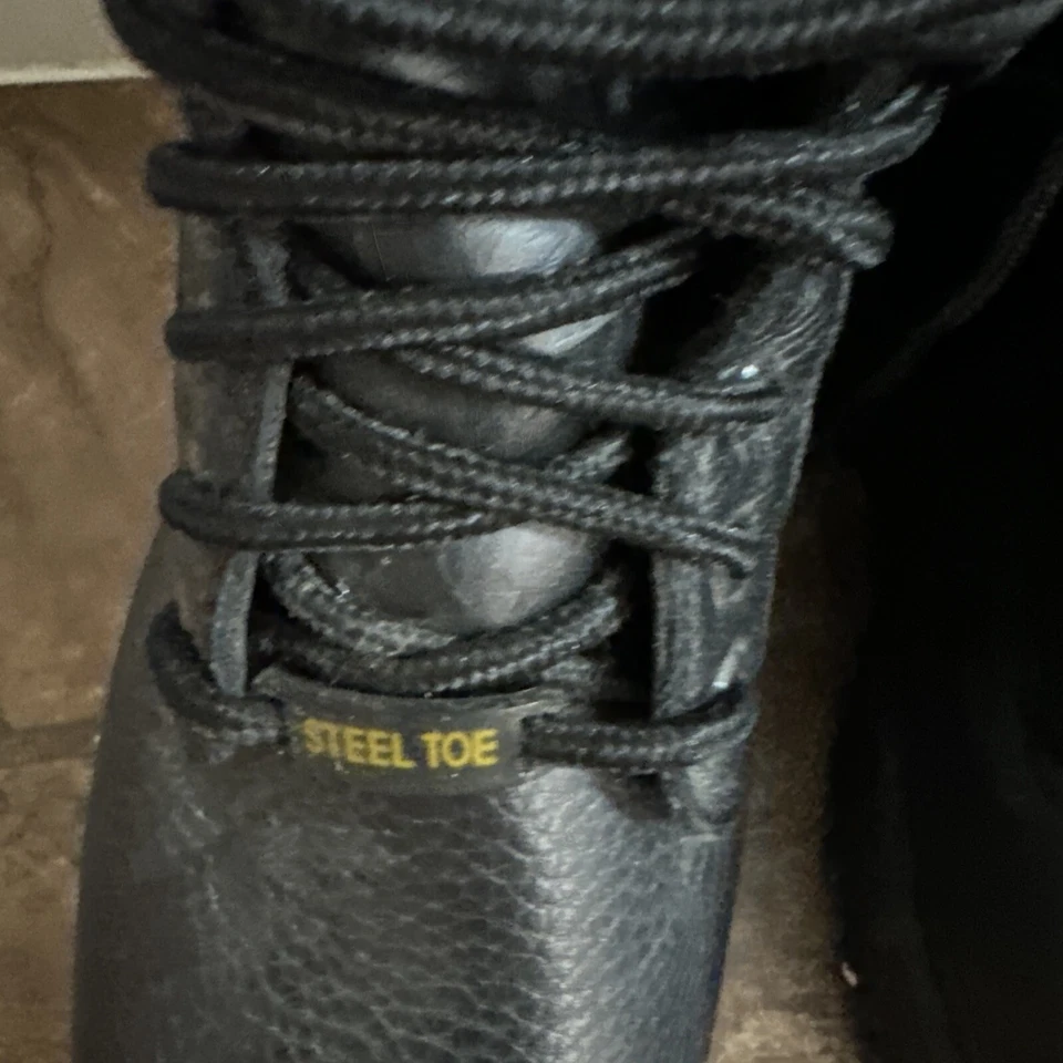 BOTAS DE TRABAJO MACK TRUCK PARA HOMBRE CUERO NEGRO PUNTERA DE ACERO TALLA 8- BONITAS Foto 2 de 4