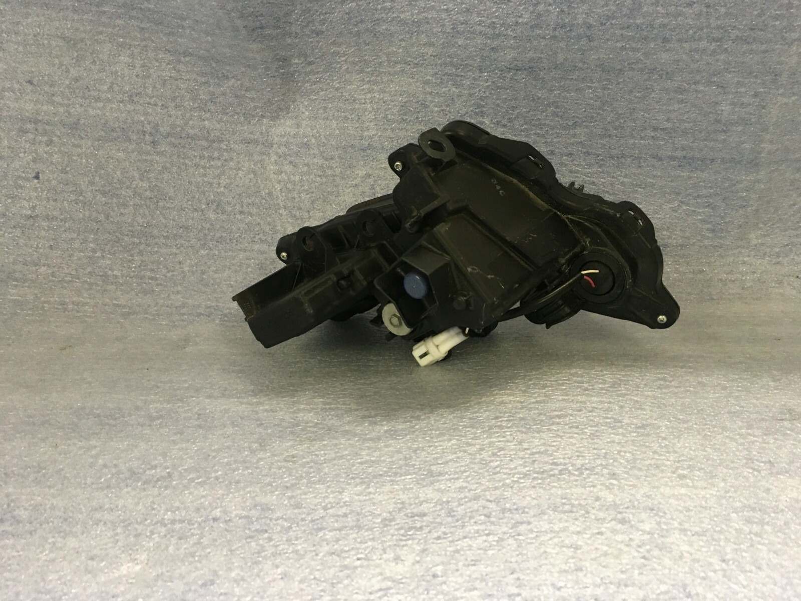 Picture 4 of 6
