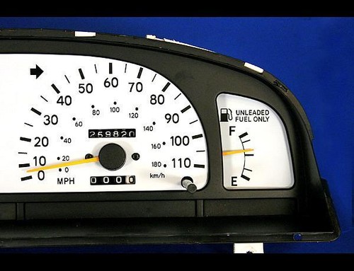 White Face Gauges for 1995-1997 Toyota Tacoma SR5 3.4L Manual - Picture 3 of 4