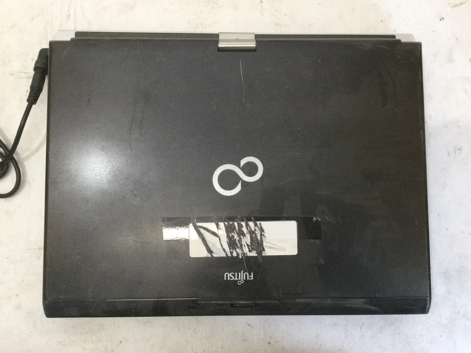 FUJITSU LIFEBOOK T SERIES T900 - BOOTS TO BIOS - INTEL I5 M520 - NO RAM- READ-BB - Image 4 of 4