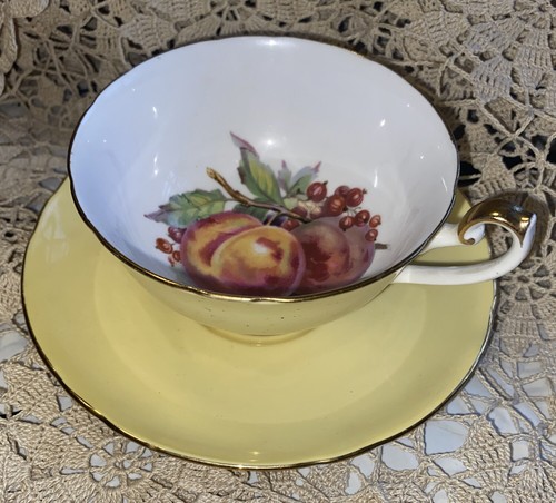 Shelley Bone China Cup & Saucer Fruit Pattern #14208 Primrose Yellow England - Picture 11 of 11