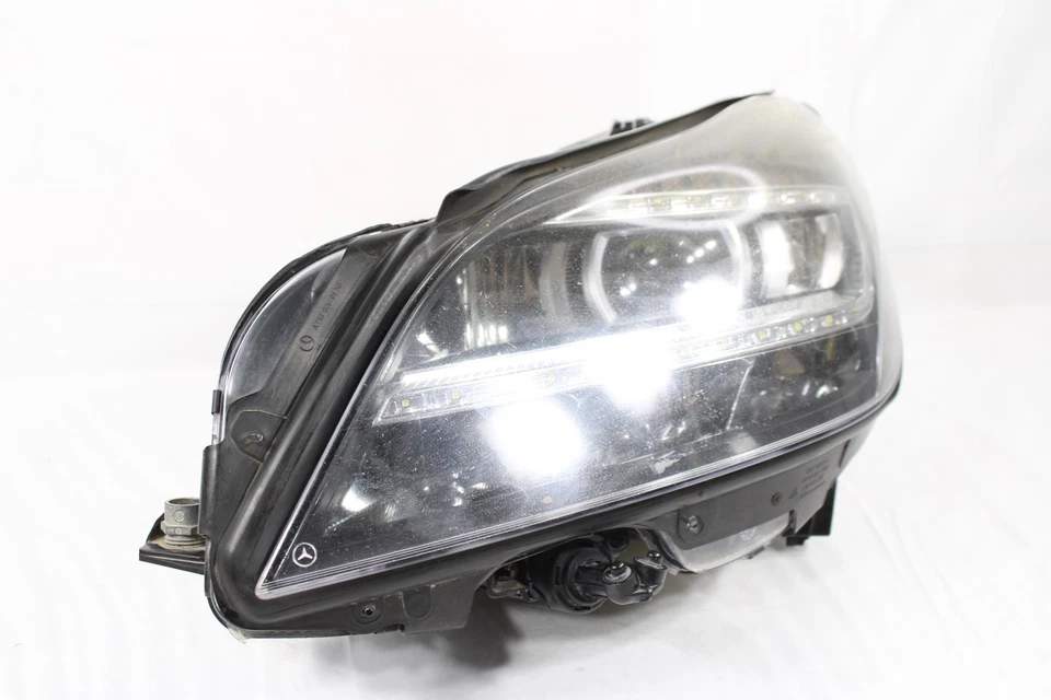 ✅ 12-14 Mercedes W218 CLS550 CLS63 AMG левая со стороны водителя ксеноновая фара оригинальная - Изображение 4 из 4