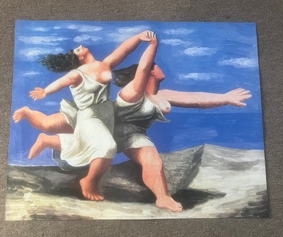 Zwei Frauen laufen am Strand von Pablo Picasso. Großdruck