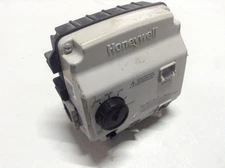 Honeywell Water Heater Gas Valve WV8840A1057