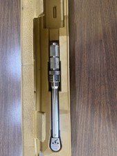 Snap-on Qt1r200 Click Type Torque Wrench 14 Dr. 40-200 In.lb. 1 Snap-on Qt1r200 Click Type Torque Wrench 14 Dr. 40-200 In.lb. 1
