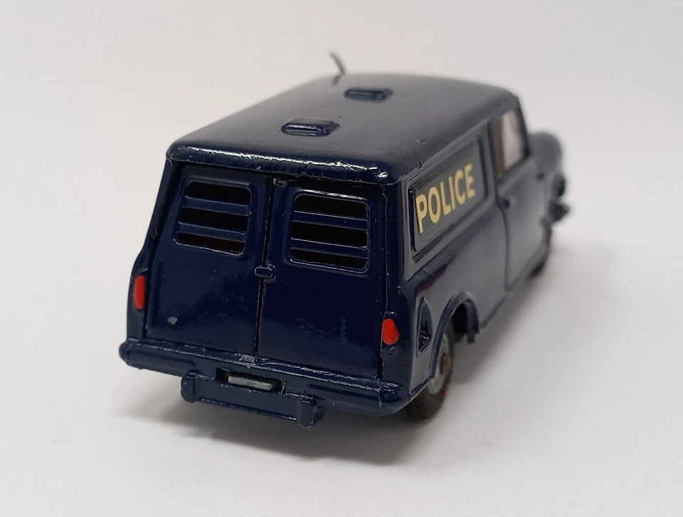 CORGI TOYS 448 / AUSTIN Mini Countryman BMC - Police Van / Scala 1:43 - No Box - Immagine 4 di 4