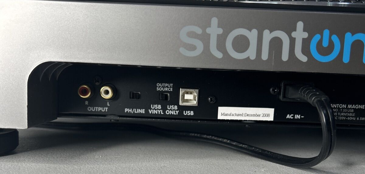 Stanton T.55 USB Belt Drive DJ Turntable W/USB Connectivity Stanton T.55 USB Belt Drive DJ Turntable W/USB Connectivity