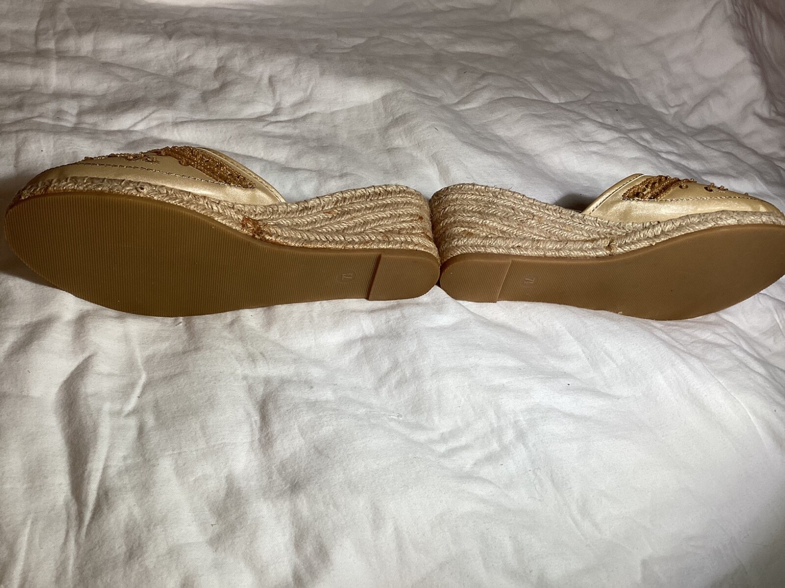 PANTOFOLA D’ORO no bounds ciabatte donna zeppa sandalo oro abbagliato slip on scarpe punta chiusa