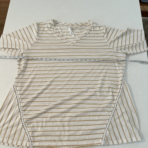 ny collection top 3x plus striped with crochet accents - Picture 2 of 6