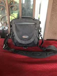 lowepro nova 2 aw