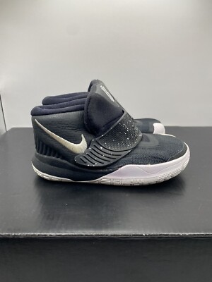 Youth Kids sz 7c Nike KYRIE Jet Black Preschool Basketball