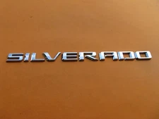 19 20 21 22 23 CHEVROLET SILVERADO REAR GATE EMBLEM LOGO BADGE SIGN USED A34483