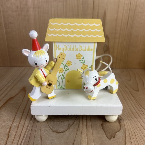 Vtg Irmi Hey Diddle Diddle Nursery Lamp Wooden Cat Fiddle Cow Yellow Works READ