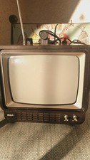 Vintage ANALOG 1980's RCA 9" Portable TV AFC-095L B W