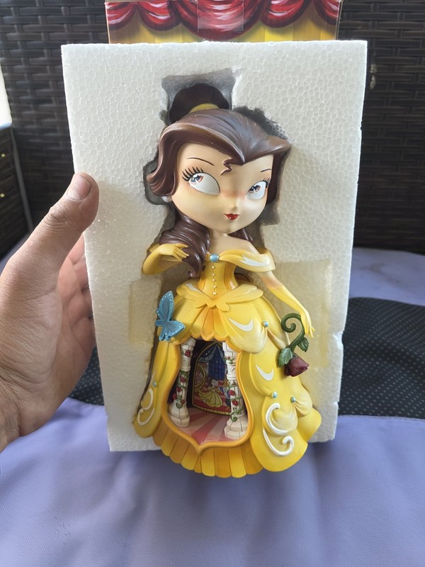 Miss Mindy Disney Statue Belle Beauty and the Beast 4058887 Untested Condition 