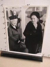 NBC TV show photo 1970s SNOOP Sisters Helen Hayes Mildred Natwick X