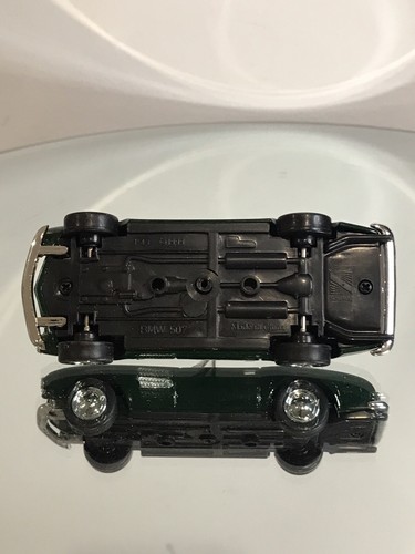 New Ray BMW 507 City Cruiser Collection 1/43 Scale Die Cast Dark Green - Picture 6 of 9