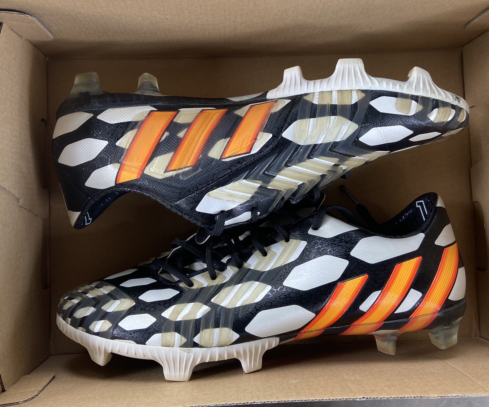 Adidas Predator Instinct LZ FG Battle Pack M19888 Size 8 Soccer 