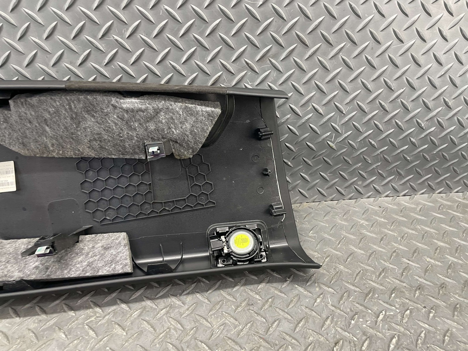 Lamborghini Urus 2019-2024 Left Side trim panel Black