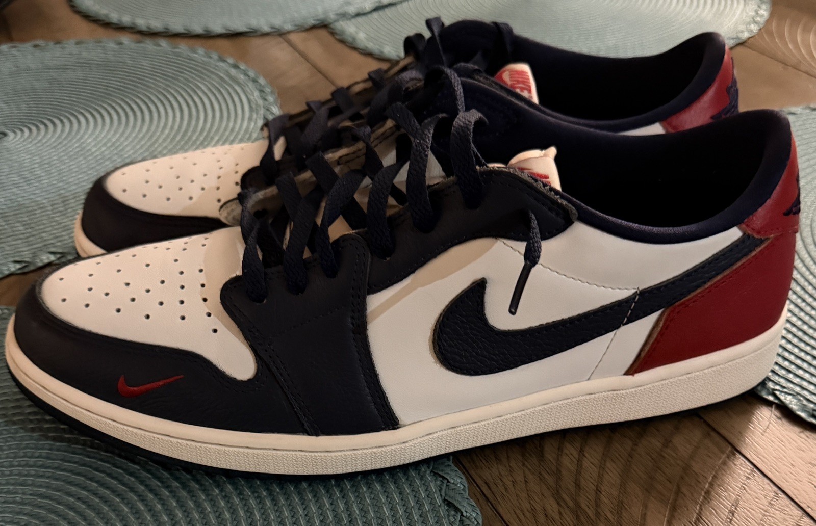 Size 14- Nike Air Jordan 1 Retro Low Howard University HQ2993-100 Lightly Used thumbnail 2