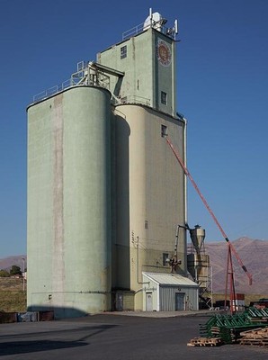 Photo:Lewiston Idaho 2022 Grain Elevator Industrial Silo Building