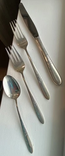 Reed & Barton Falling Leaves Sterling Silver - (4) 4-piece place settings