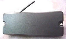 BLACK SOAPBAR PICKUP FOR 5 STRING BASS GUITAR