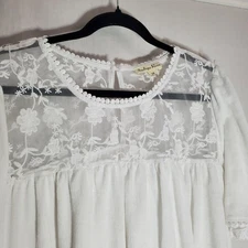 Womans Indigo Rose blouse 2x Lace Boho Chic